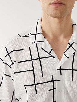 Regular Fit K?sa Kollu Desenli Erkek G?mlek