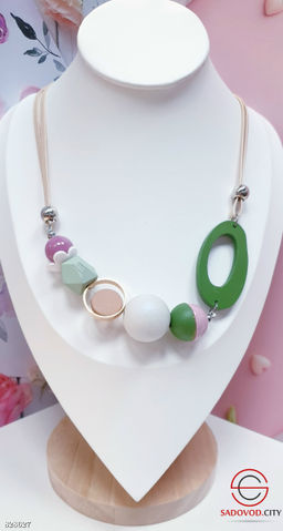 Колье женское на шею крупное