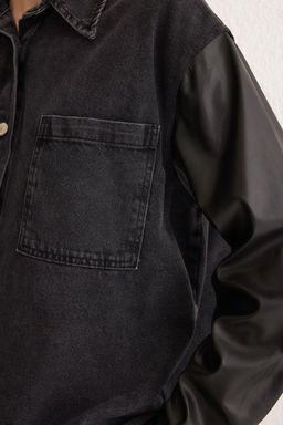 Siyah Kontrast Deri Detayl? Oversize Denim Gomlek Ceket TWOSS25CE00012 - Trendyolmilla фото 4