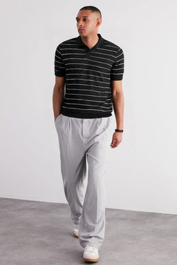 TRENDYOL MAN Siyah Regular Polo Yaka Dokulu Polo Yaka T-shirt TMNSS25PO00044