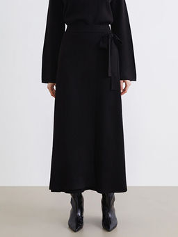 Beli Ba?lamal? Triko Etek