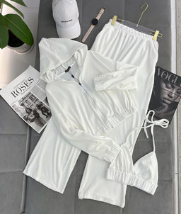 Костюм тройка