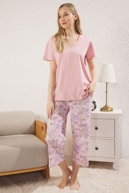 Trendyolmilla Sar? Cicekli Kapri Orme Pijama Tak?m? THMSS24PT00210