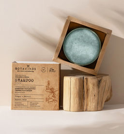 Парфюмированный твёрдый шампунь-концентрат Гладкость и блеск, 50гр Botavikos