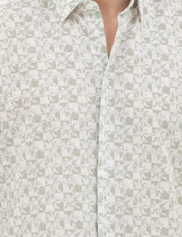 Рубашка Pierre Cardin Regular Fit зеленая с длинным рукавом