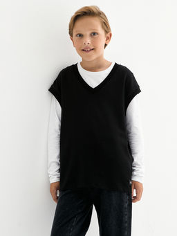 Черный жилет