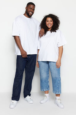 B_y_k Beden Beyaz Oversize Rahat Basic %100 Pamuklu T-Shirt TMNSS23TS00139 - Trendyolmilla фото 2