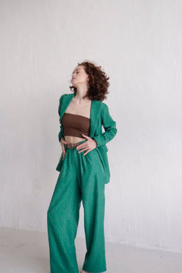 9963 Костюм брючный зелёный в горох - Martichelli фото 20