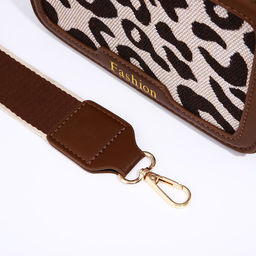 Сумка кросс-боди на молнии, цвет коричневый - Simaland фото 6