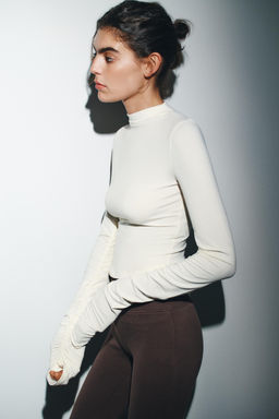 COTTON MODAL RUCHED T-SHIRT - Zara фото 4