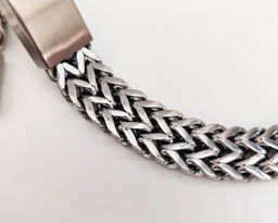 Браслет из стали