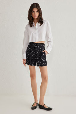 Siyah Rahat Kesim Kusakl? Puantiyeli Sort & Bermuda TWOSS25SR00008