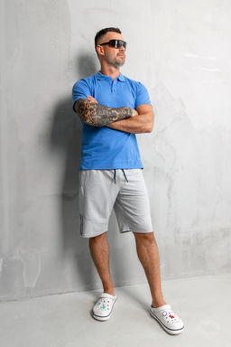 Спортивные шорты