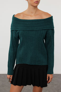 Zumrut Yesili Yumusak Dokulu Carmen Yaka Triko Kazak TWOAW25KZ00076