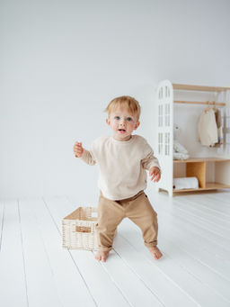 Джемпер из велюра Крем-брюле 0+ - Bungly фото 5