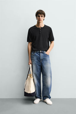 CAMISETA PUNTO CUELLO PANADERO / Negro