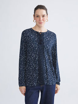 B?y?k Beden Ba?lamal? Yaka Desenli Bluz