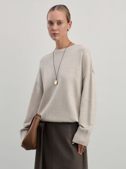 Джемпер из вискозы со швами / Zarina