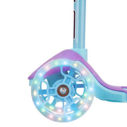 Самокат трехколесный