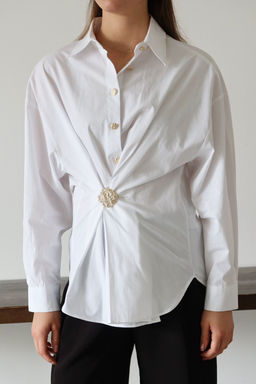 Beyaz Gold Aksesuar Detayl? Gomlek TWOAW26GO00137 - Trendyolmilla фото 3