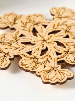 Цена за 2 шт. Подставка под горячее «Цветы», вид 1, 11см, можжевельник, фанера