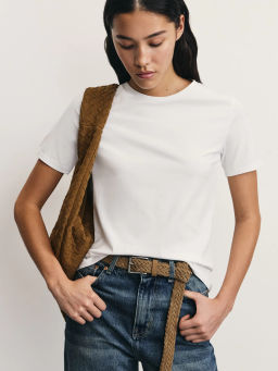 Базовая футболка из эластичного хлопка / Zarina