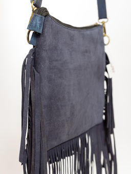 Сумка замшевая с бахромой через плечо №1134/18 - Ганг фото 4