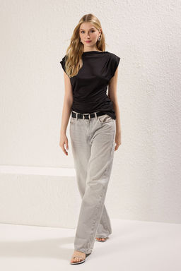 Trendyolmilla Siyah Drapeli Vatkal? Fitted/Vucuda Oturan C?tc?tl? Esnek Orme Bluz TWOSS25BZ00174  фото 2
