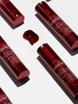 VT Cosmetics Антивозрастная бустер-сыворотка с микроиглами / Red Booster Reedle Shot 100, 50 мл