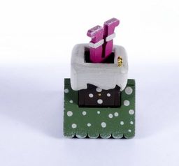 Новогоднее украшение из дерева: Домик с ногами Санта Клауса 6011 - Idh фото 4