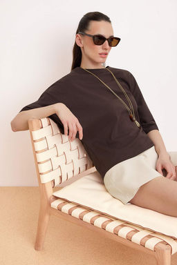 Kahverengi Regular/Normal Kal?p Dusuk Kol K?sa Kollu Soft Touch Orme T-shirt TWOSS26TS00221 - Trendyolmilla фото 2