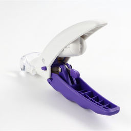 Когтерез для животных, с LED фонарём и контейнером для когтей, на батарейках, бело-фиолет. - Simaland фото 6