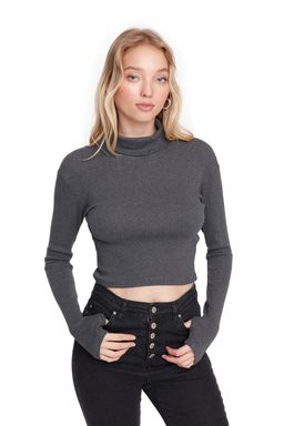 Trendyolmilla Zumrut Yesili Fitted/Vucuda Oturan Bal?kc? Yaka Parmak Detayl? Fitilli Esnek Orme Bluz TWOAW21BZ0071 фото 30