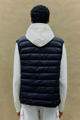 Slim Fit Water-repellent puffer gilet - H&m фото 4