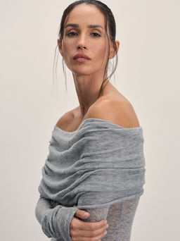 Вязаный лонгслив с открытыми плечами из 100% шерсти / Zarina  фото 7