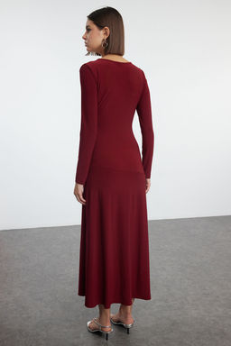 Trendyolmilla Siyah Duz V Yaka Etegi Volanl? Skater/Belden Ac?lan Esnek Maxi Orme Elbise TWOAW25EL00111  фото 10