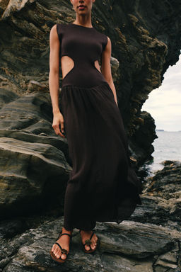VESTIDO COMBINADO PUNTO CUT OUT / Marr?n - Zara фото 2