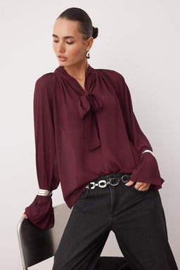 Limited Edition Koyu Bordo Boyundan Baglamal? Astars?z Dokuma Party Bluz TPRAW26BZ00025
