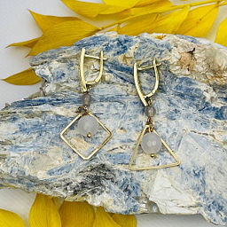 Серьги из Кварца, 4-8 мм, граненый, английский замок, Бразилия