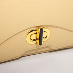 Сумка-мессенджер на застёжке, длинный ремень, цвет тёмно-бежевый - Simaland фото 5