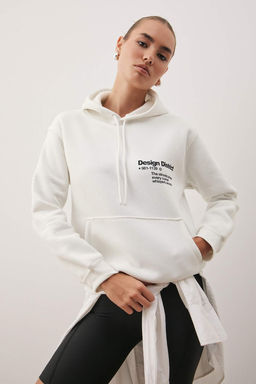 Ekru Kal?n Ici Polarl? Kapusonlu On ve Arka Bask?l? Orme Sweatshirt TWOAW26SW00241 - Trendyolmilla фото 2