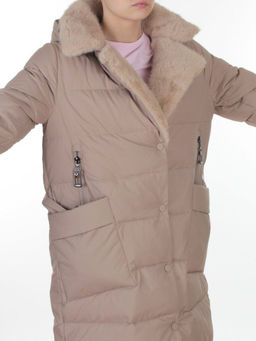 8806 BEIGE Пальто зимнее женское (200 гр. холлофайбер)