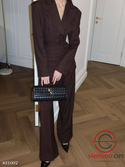 Костюм женский брючный