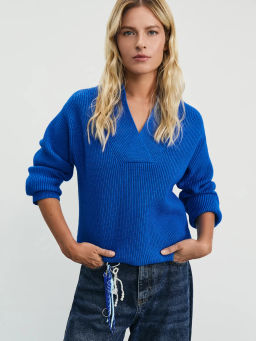 Джемпер с V-образным вырезом с вискозой в составе / Zarina фото 3