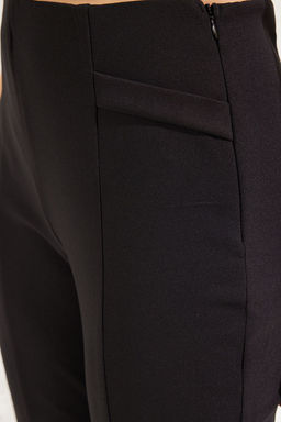 TRENDYOLMILLA Siyah Arka Beli Lastikli Esnek Flare Dokuma Pantolon TWOSS25PL00007 фото 6