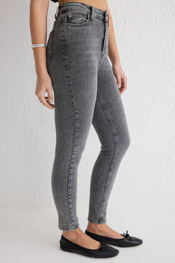Gri Yuksek Bel Skinny Jeans TWOSS25JE00113 - Trendyolmilla фото 4