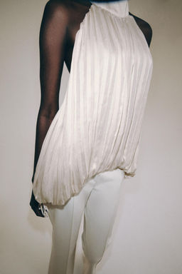 TOP HALTER PLISADO ZW COLLECTION / Perla / Beige - Zara фото 4