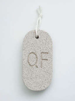 Пемза для педикюра, с подвесом, 12.5×6 см, в коробке, серая