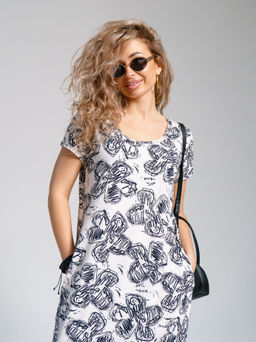 643 Платье "Цветы/молочный"