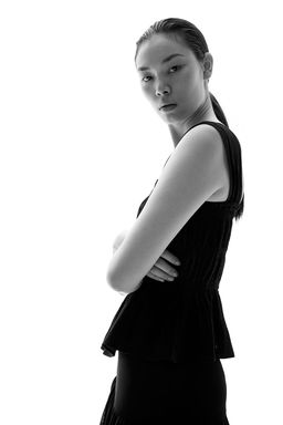 Top de crepe con peplo - H&m фото 4